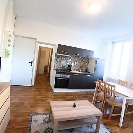 Calme Et Spacieux Proche Lille Apartment *